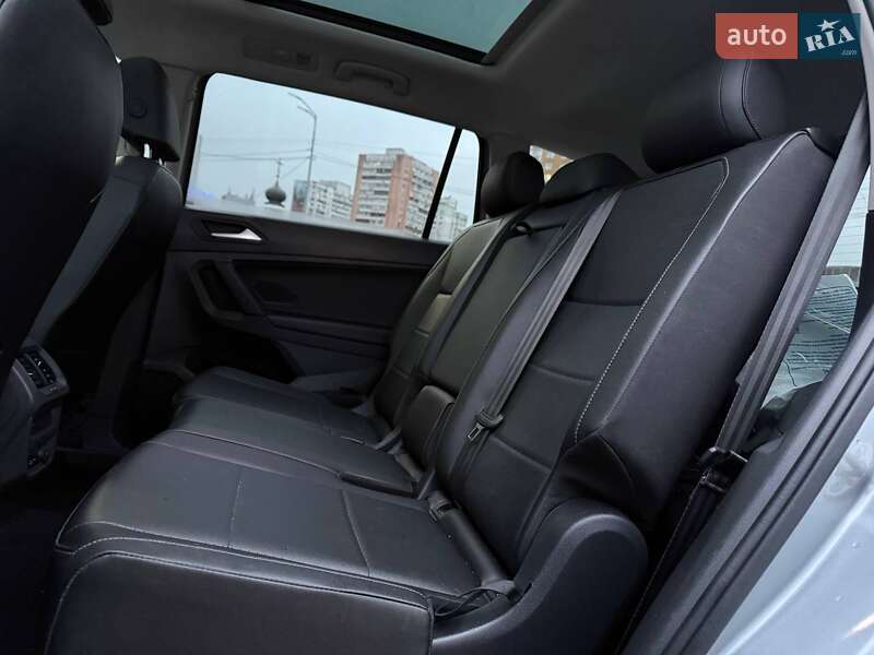 Внедорожник / Кроссовер Volkswagen Tiguan 2019 в Киеве фото 10 Внедорожник / Кроссовер Volkswagen Tiguan 2019 в Киеве