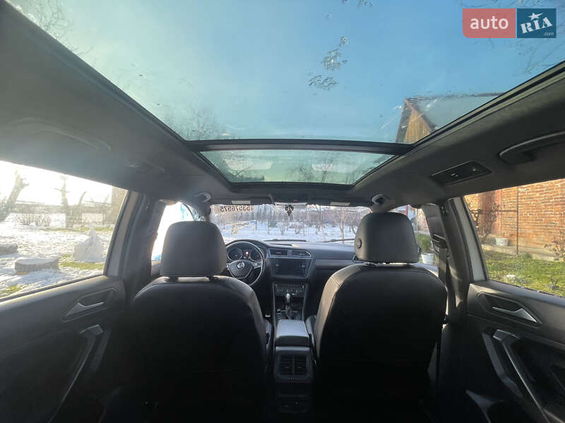 Внедорожник / Кроссовер Volkswagen Tiguan 2021 в Львове