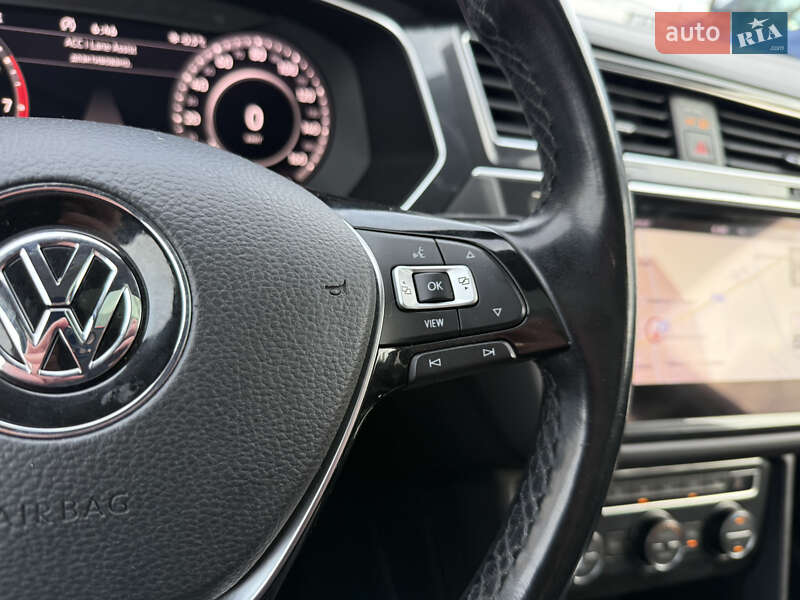 Внедорожник / Кроссовер Volkswagen Tiguan 2018 в Киеве