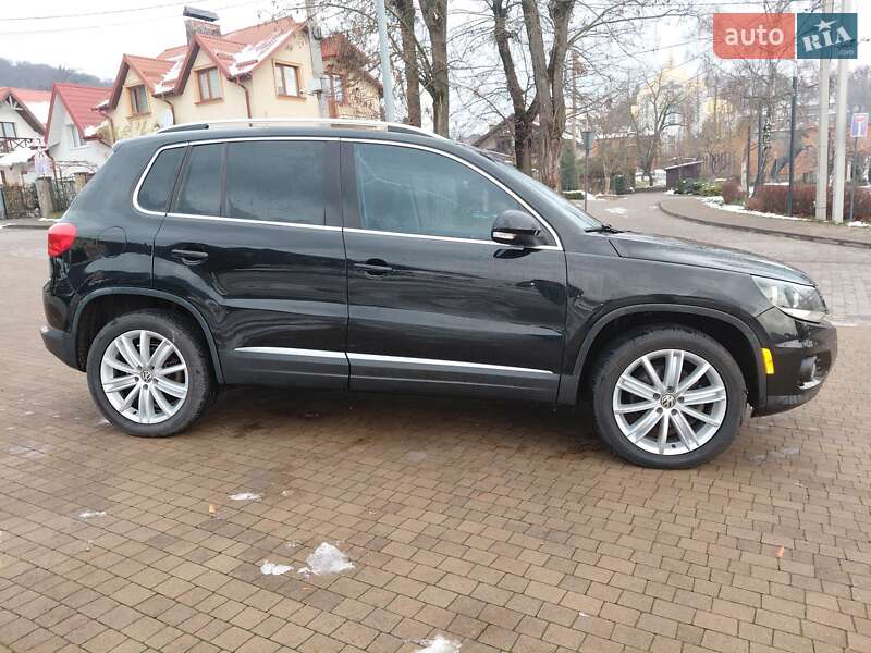 Внедорожник / Кроссовер Volkswagen Tiguan 2012 в Львове