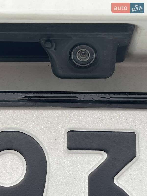 Внедорожник / Кроссовер Volkswagen Tiguan 2019 в Львове