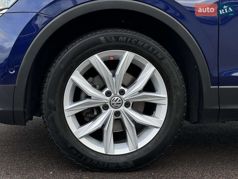 Внедорожник / Кроссовер Volkswagen Tiguan 2019 в Ровно