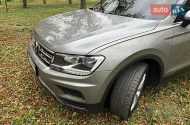 Внедорожник / Кроссовер Volkswagen Tiguan 2019 в Харькове