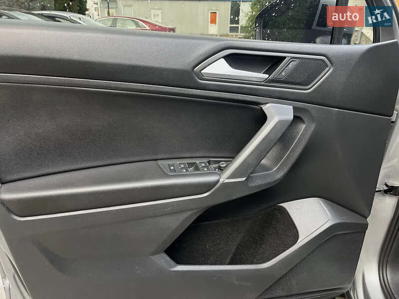 Внедорожник / Кроссовер Volkswagen Tiguan 2020 в Белой Церкви фото 9 Внедорожник / Кроссовер Volkswagen Tiguan 2020 в Белой Церкви