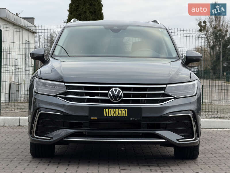 Внедорожник / Кроссовер Volkswagen Tiguan 2022 в Киеве