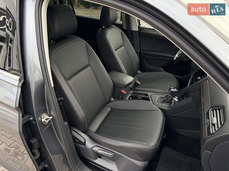 Внедорожник / Кроссовер Volkswagen Tiguan 2022 в Киеве