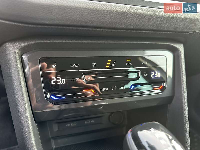 Внедорожник / Кроссовер Volkswagen Tiguan 2022 в Стрые