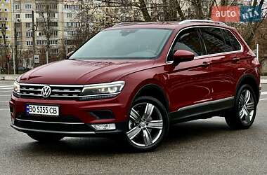 Внедорожник / Кроссовер Volkswagen Tiguan 2016 в Киеве