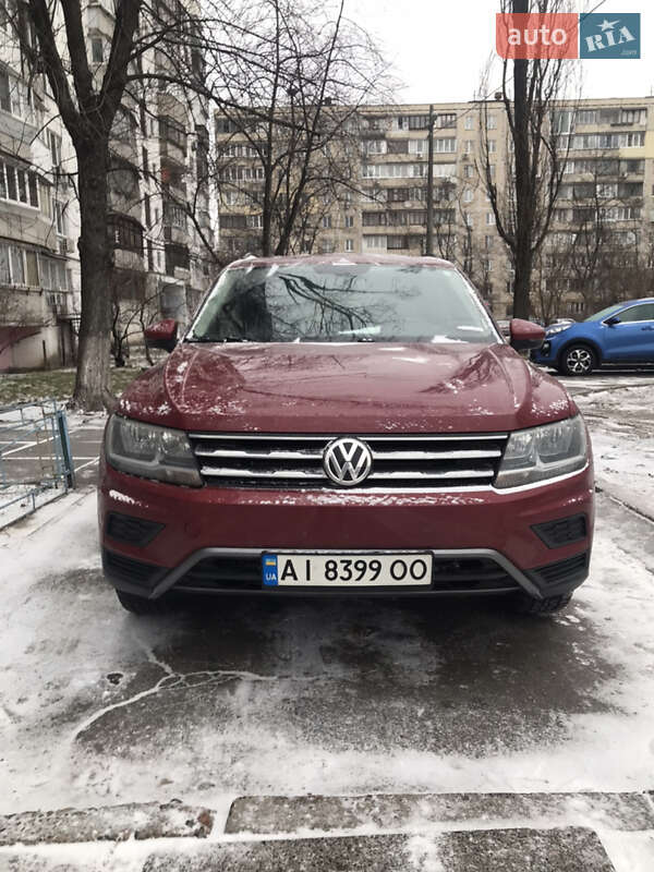 Внедорожник / Кроссовер Volkswagen Tiguan 2019 в Киеве