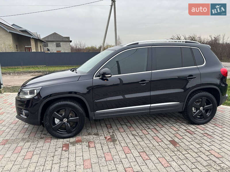 Внедорожник / Кроссовер Volkswagen Tiguan 2015 в Коломые