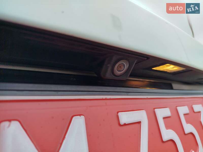 Внедорожник / Кроссовер Volkswagen Tiguan 2016 в Киеве