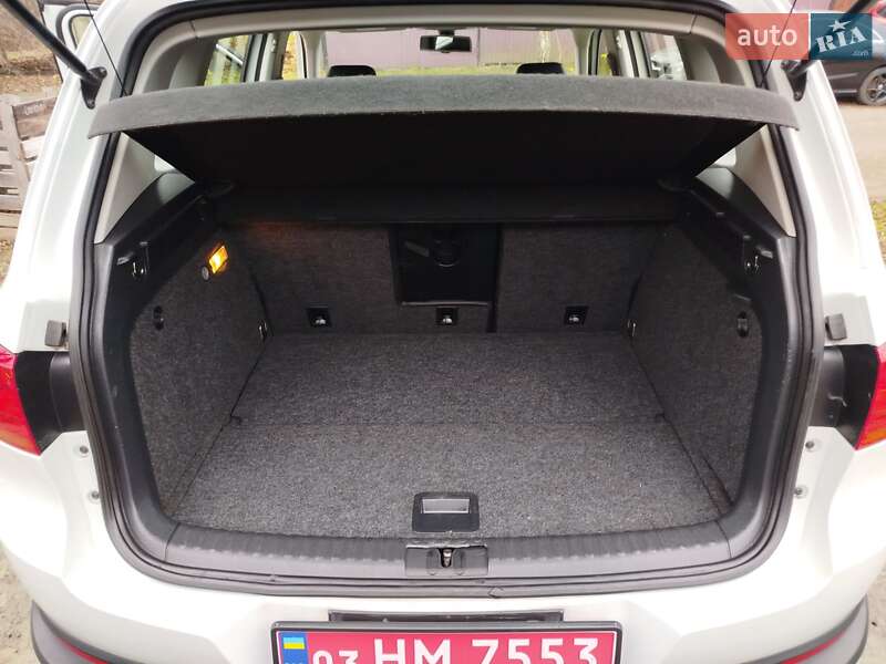 Внедорожник / Кроссовер Volkswagen Tiguan 2016 в Киеве