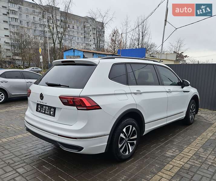 Внедорожник / Кроссовер Volkswagen Tiguan 2022 в Кропивницком
