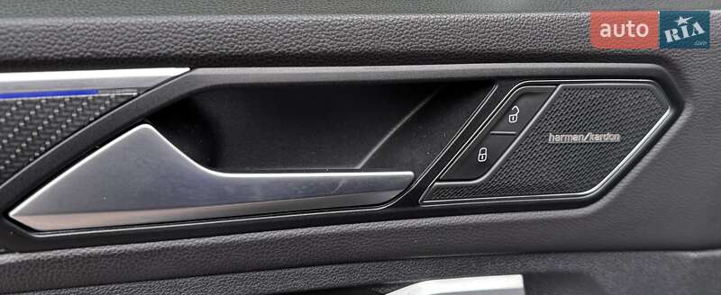 Позашляховик / Кросовер Volkswagen Tiguan 2021 в Києві