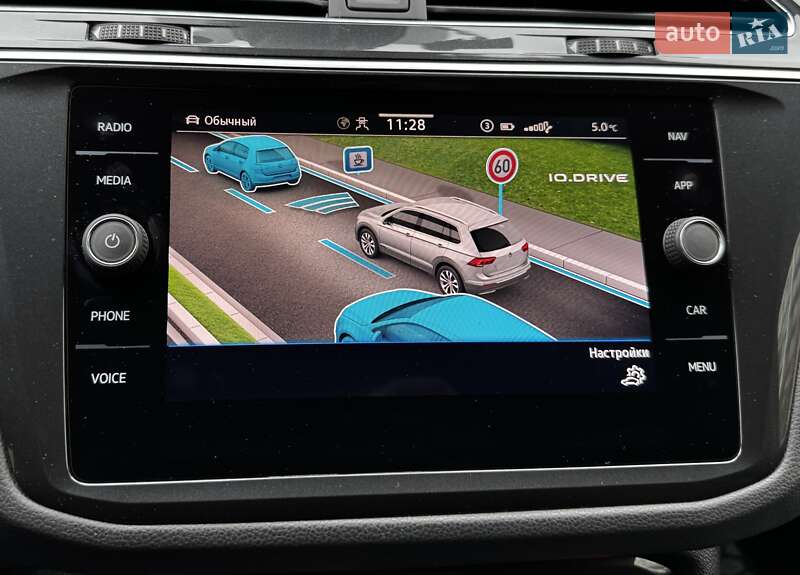 Позашляховик / Кросовер Volkswagen Tiguan 2021 в Києві