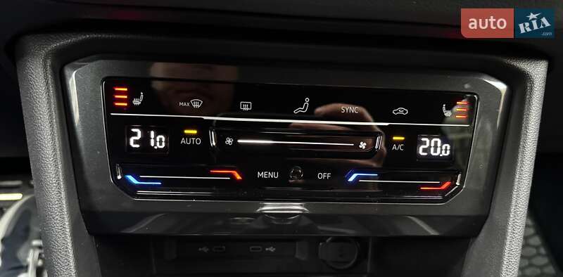 Позашляховик / Кросовер Volkswagen Tiguan 2021 в Києві