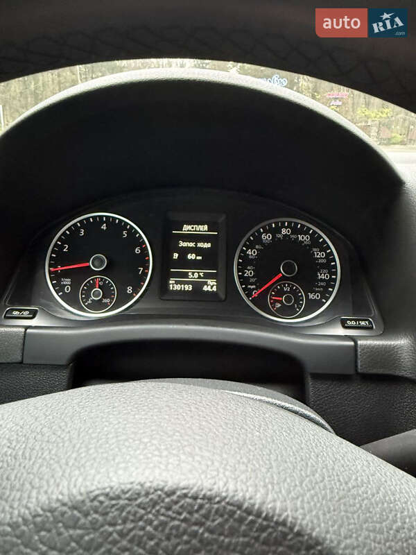 Внедорожник / Кроссовер Volkswagen Tiguan 2015 в Хмельнике