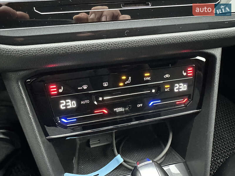 Внедорожник / Кроссовер Volkswagen Tiguan 2020 в Киеве