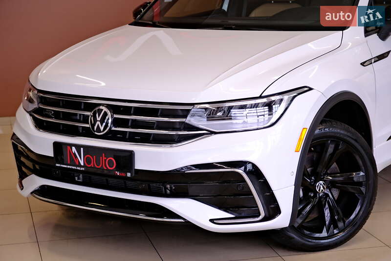 Внедорожник / Кроссовер Volkswagen Tiguan 2023 в Одессе