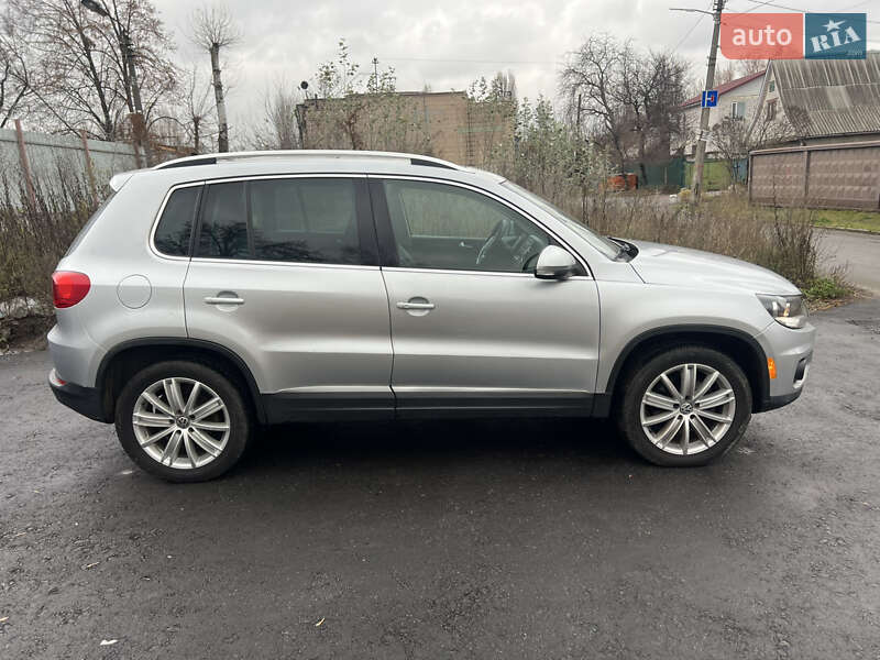Внедорожник / Кроссовер Volkswagen Tiguan 2013 в Киеве