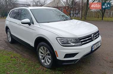 Позашляховик / Кросовер Volkswagen Tiguan 2019 в Чугуєві