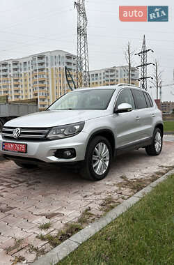 Позашляховик / Кросовер Volkswagen Tiguan 2015 в Бучі