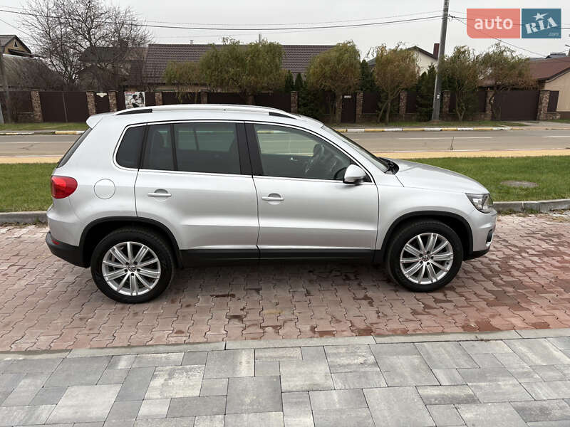 Позашляховик / Кросовер Volkswagen Tiguan 2015 в Бучі