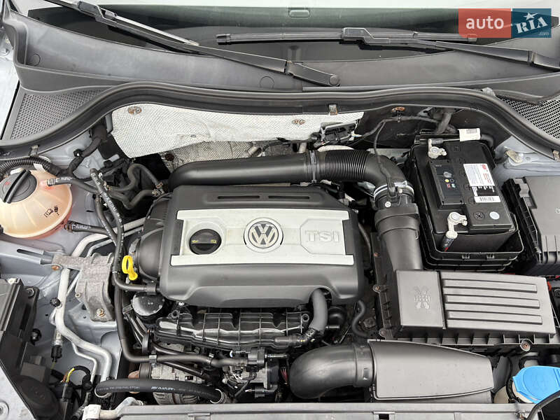 Позашляховик / Кросовер Volkswagen Tiguan 2015 в Бучі