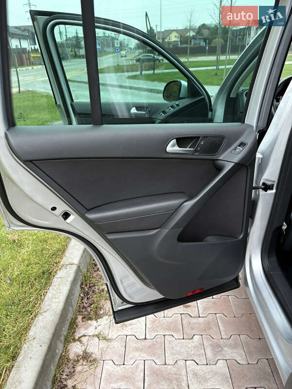 Позашляховик / Кросовер Volkswagen Tiguan 2015 в Бучі