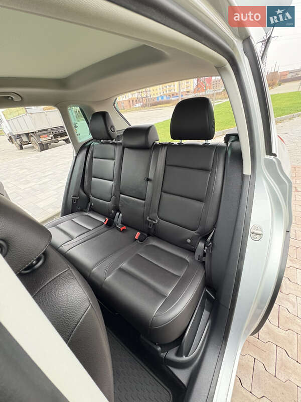 Позашляховик / Кросовер Volkswagen Tiguan 2015 в Бучі