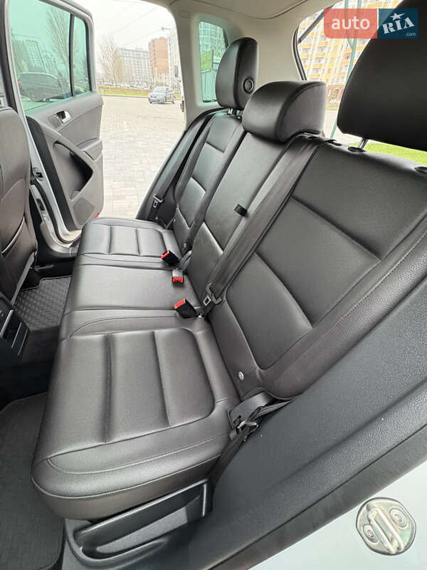 Позашляховик / Кросовер Volkswagen Tiguan 2015 в Бучі