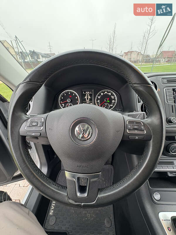 Позашляховик / Кросовер Volkswagen Tiguan 2015 в Бучі