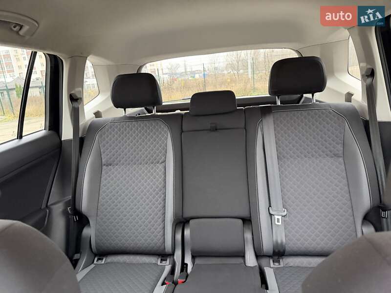 Внедорожник / Кроссовер Volkswagen Tiguan 2020 в Софиевской Борщаговке фото 11 Внедорожник / Кроссовер Volkswagen Tiguan 2020 в Софиевской Борщаговке