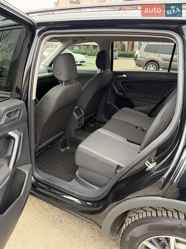 Внедорожник / Кроссовер Volkswagen Tiguan 2020 в Софиевской Борщаговке фото 14 Внедорожник / Кроссовер Volkswagen Tiguan 2020 в Софиевской Борщаговке