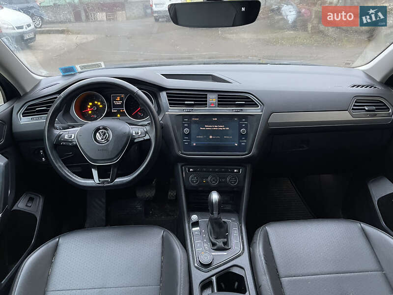 Внедорожник / Кроссовер Volkswagen Tiguan 2018 в Ровно фото 11 Внедорожник / Кроссовер Volkswagen Tiguan 2018 в Ровно