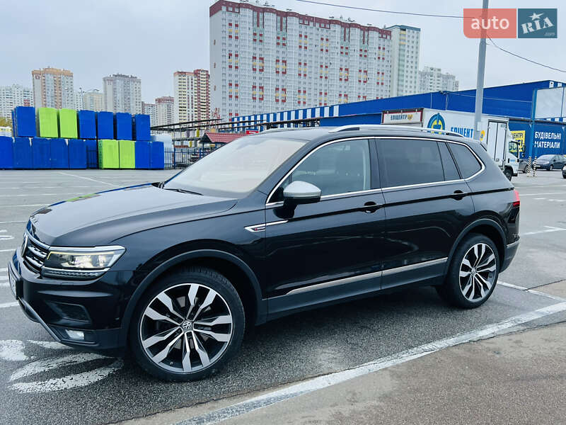 Позашляховик / Кросовер Volkswagen Tiguan 2018 в Києві