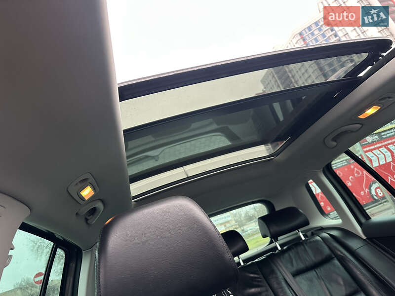 Позашляховик / Кросовер Volkswagen Tiguan 2011 в Києві