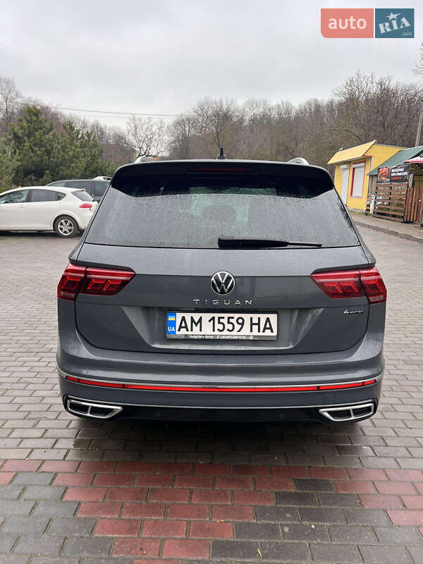Внедорожник / Кроссовер Volkswagen Tiguan 2021 в Каменке