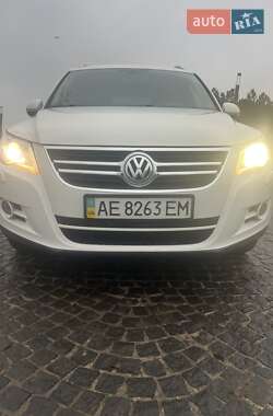 Позашляховик / Кросовер Volkswagen Tiguan 2011 в Дніпрі