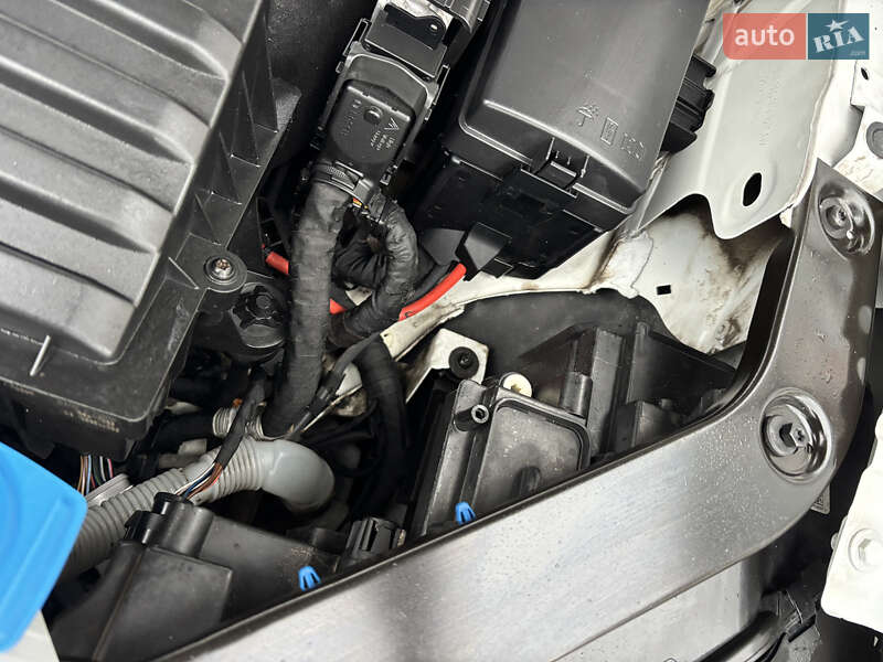 Внедорожник / Кроссовер Volkswagen Tiguan 2017 в Киеве фото 42 Внедорожник / Кроссовер Volkswagen Tiguan 2017 в Киеве