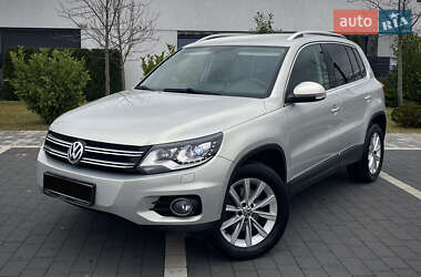 Позашляховик / Кросовер Volkswagen Tiguan 2015 в Мукачевому