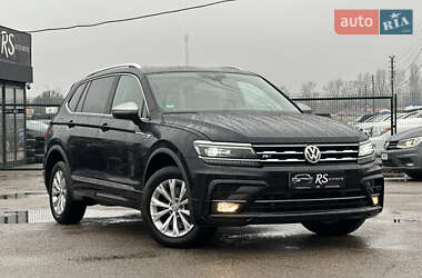 Внедорожник / Кроссовер Volkswagen Tiguan 2020 в Киеве
