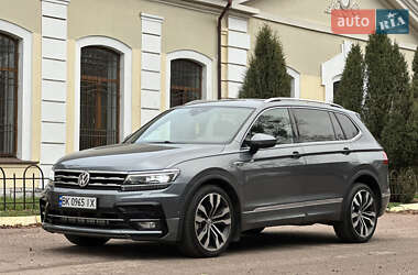 Позашляховик / Кросовер Volkswagen Tiguan 2019 в Бродах