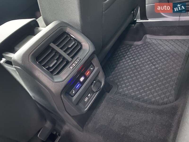Внедорожник / Кроссовер Volkswagen Tiguan 2021 в Киеве фото 22 Внедорожник / Кроссовер Volkswagen Tiguan 2021 в Киеве