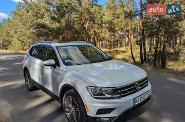 Внедорожник / Кроссовер Volkswagen Tiguan 2018 в Киеве