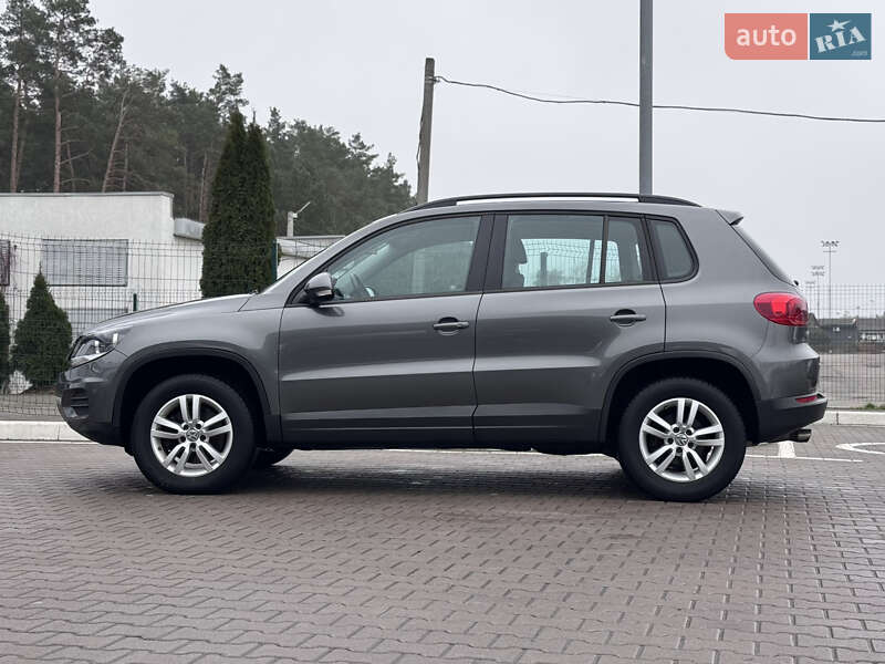 Внедорожник / Кроссовер Volkswagen Tiguan 2016 в Киеве