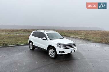 Внедорожник / Кроссовер Volkswagen Tiguan 2014 в Виннице