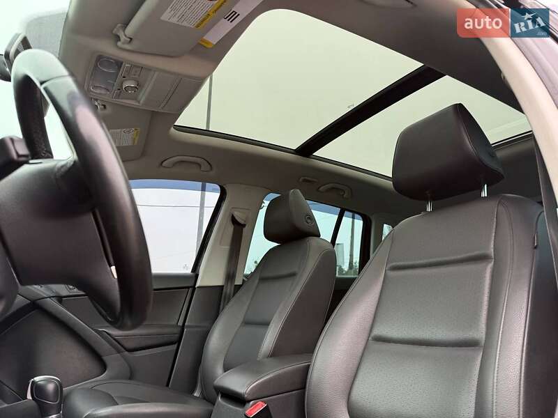 Позашляховик / Кросовер Volkswagen Tiguan 2014 в Києві