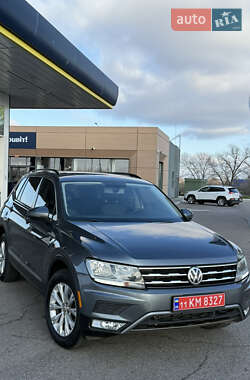 Позашляховик / Кросовер Volkswagen Tiguan 2017 в Дніпрі