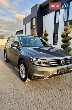 Позашляховик / Кросовер Volkswagen Tiguan 2018 в Києві